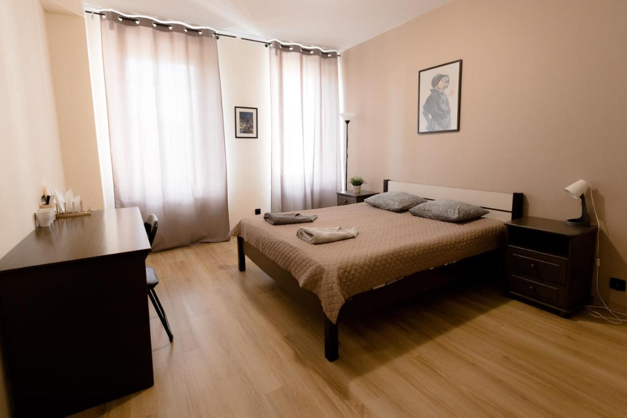 Hidden Peak - Guestrooms Варшава Екстериор снимка