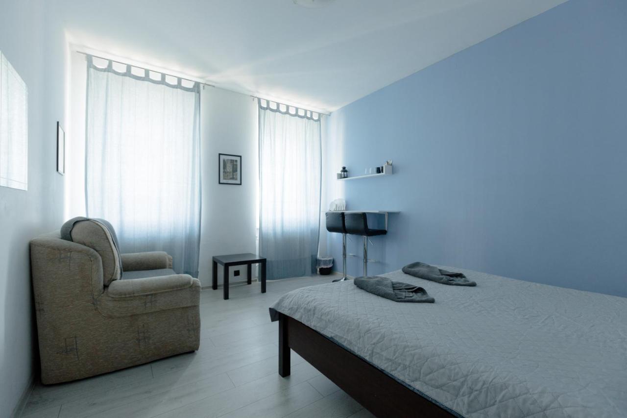 Hidden Peak - Guestrooms Варшава Екстериор снимка